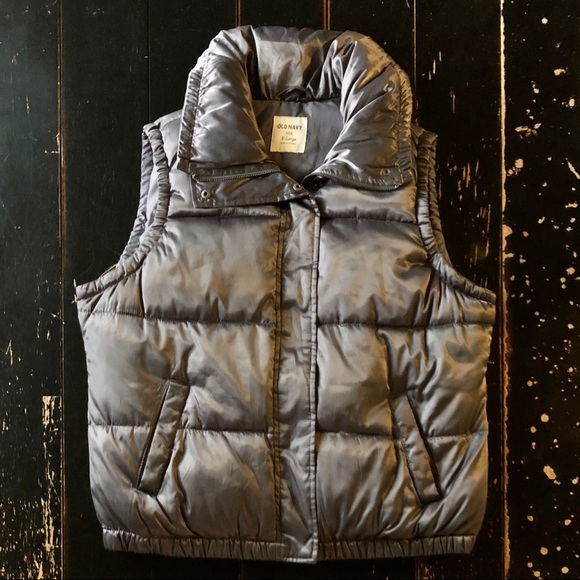 Old Navy Jackets & Blazers - Old navy shiny puffer vest XL